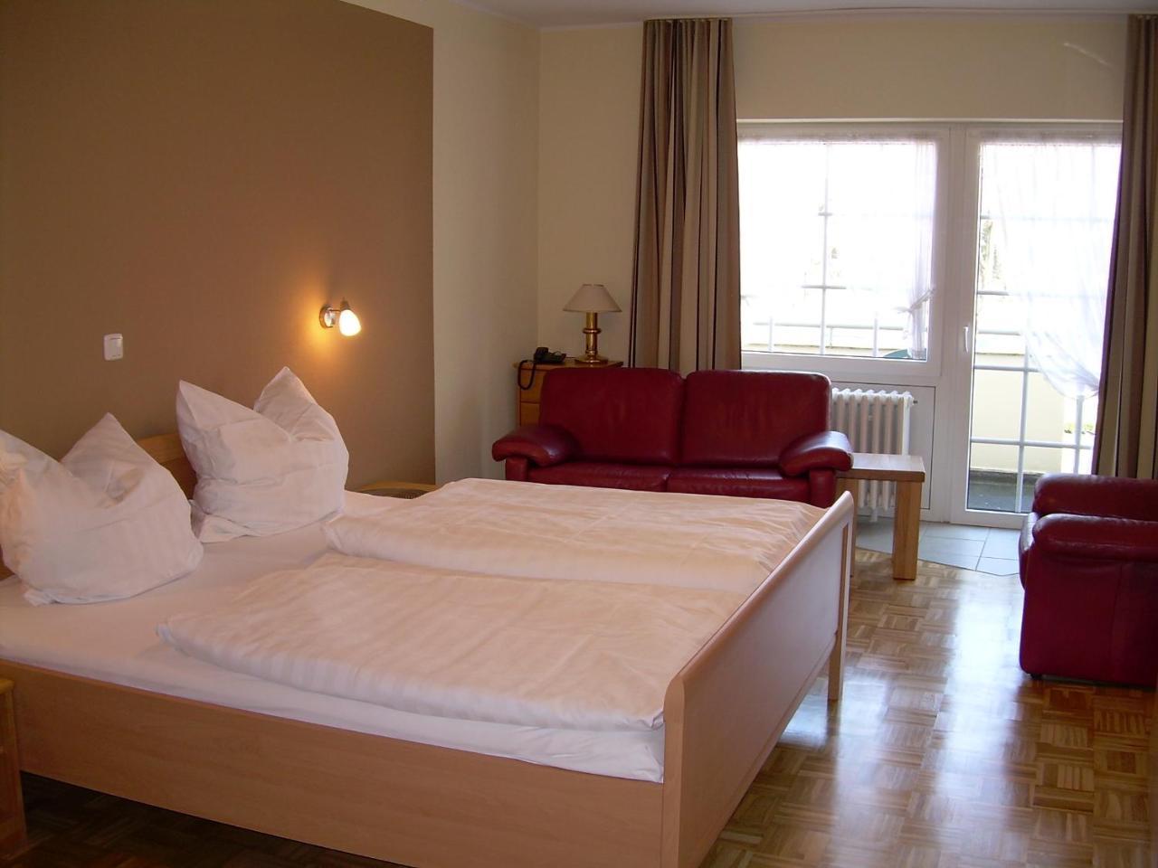 Hotel-Restaurant Saelzerhof Salzkotten Kültér fotó